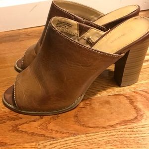 Express leather mules